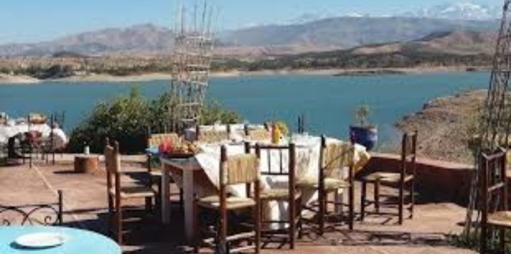 VSI6 – Voyage Scolaire International : Découverte de Marrakech et Lalla Takerkoust pour élèves étrangers