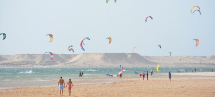 VSI5 – Voyage Scolaire International : Initiation au Kitesurf, Wingfoil et Pêche à Dakhla pour élèves étrangers