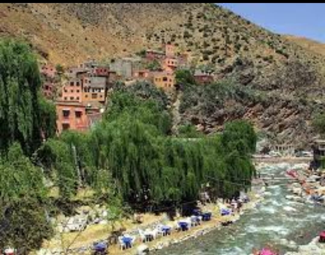 VS1– Voyage Scolaire : Découverte de Marrakech, Lalla Takerkoust et Setti Fatma