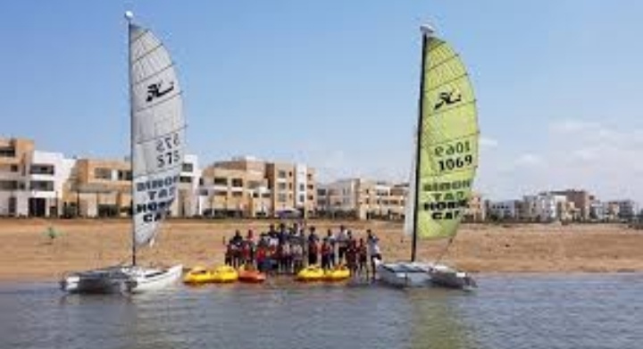 CC4– Voyage Scolaire : Excursion en Catamaran à la Marina de Salé