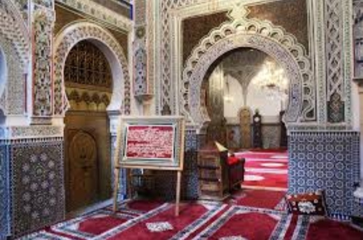 VSI3 – Voyage Scolaire International : Exploration de Fès, Meknès, Volubilis et Moulay Idriss Zarhoune pour élèves étrangers