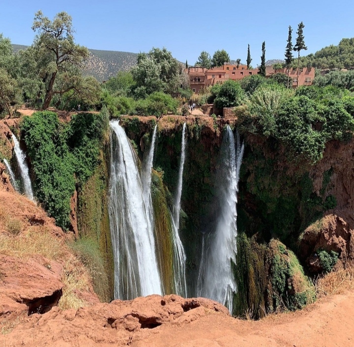 VSI11 – Voyage Scolaire International : Découverte de Béni Mellal et Ain Asserdoun pour élèves étrangers