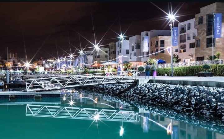 CC4– Voyage Scolaire : Excursion en Catamaran à la Marina de Salé