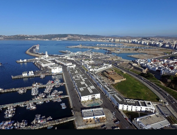 CCI2– Voyage Scolaire : Excursion en Catamaran à la Marina de Tanger